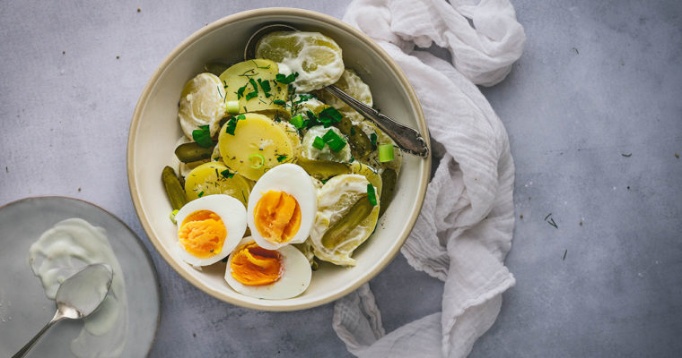 Kartoffel-Eier-Salat mit Joghurt