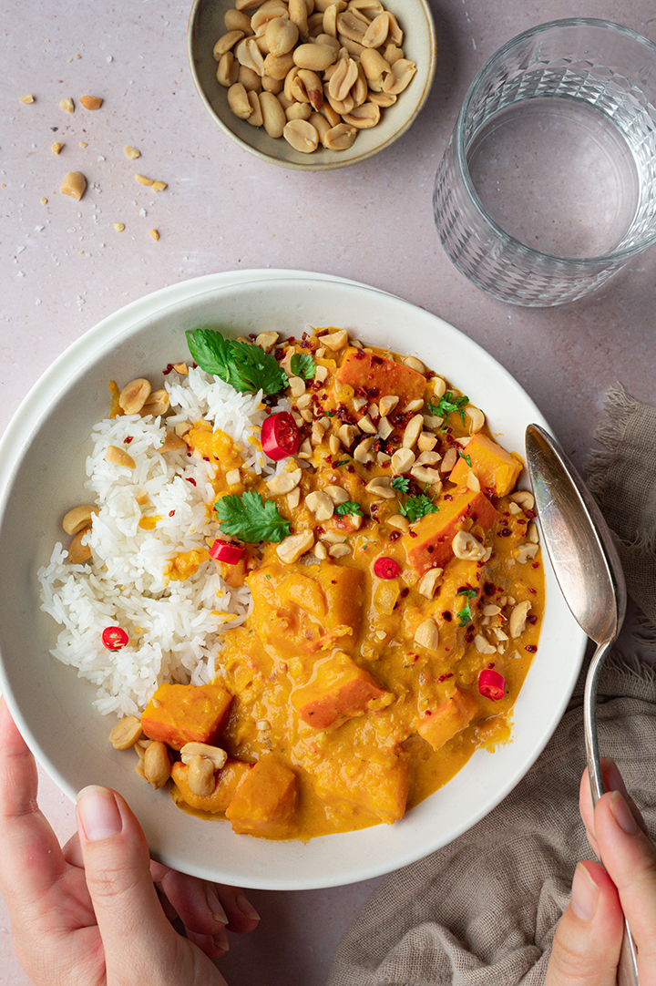 Kürbis Curry mit roten Linsen und Kokosmilch – Use Your Food Kürbis Curry mit roten Linsen und Kokosmilch – Use Your Food