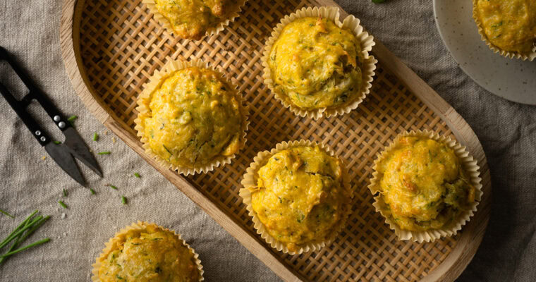 Herzhafte vegetarische Muffins mit Gemüse