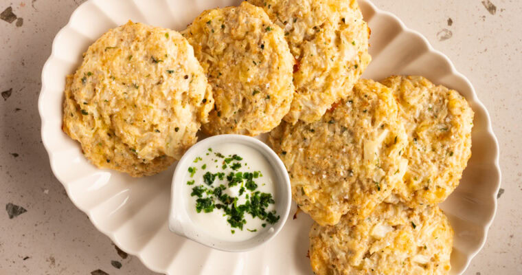 Blumenkohl-Käse-Taler mit Eiweiß