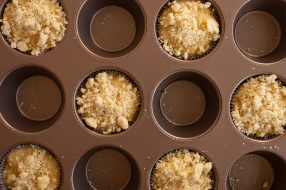 Die Muffins sind einer Muffinform.