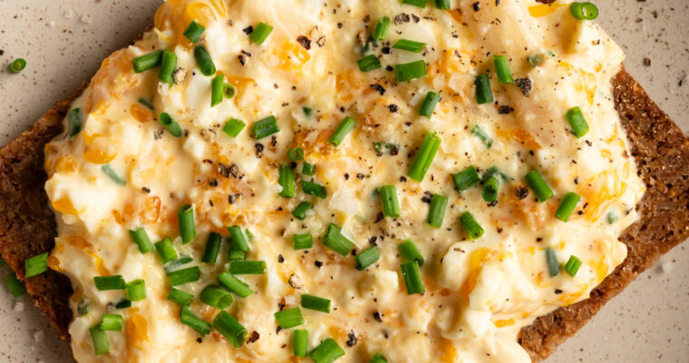 Eiersalat mit Mandarinen und Spargel