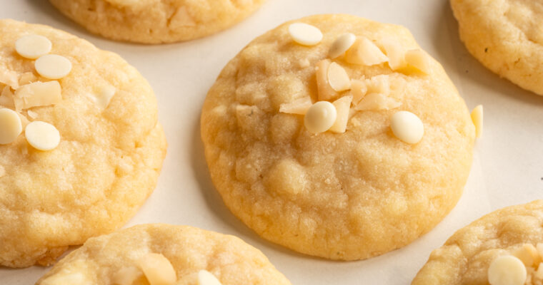 Macadamia Cookies mit weißer Schokolade