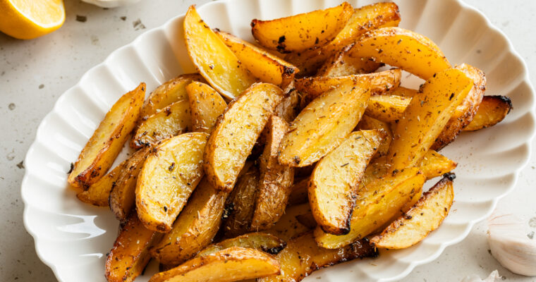 Griechische Zitronenkartoffeln aus dem Ofen
