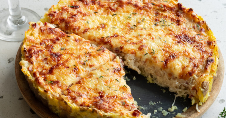 Vegetarischer Zwiebelkuchen mit Kartoffelboden